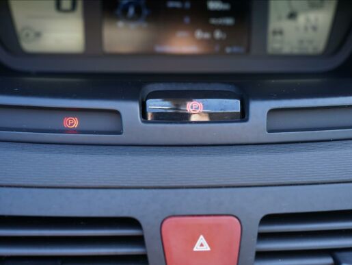 Citroën Grand C4 Picasso 1,6 e-HDi tažné  Tendance AUT