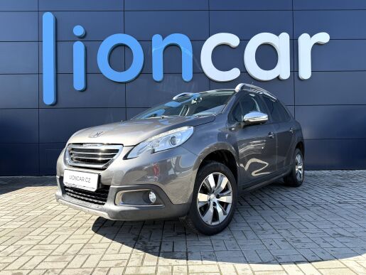 Peugeot 2008 STYLE, 82 koní, Navigace, Park