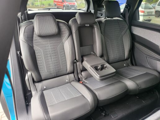 Peugeot 5008 GT Hybrid 145 e-DCS6