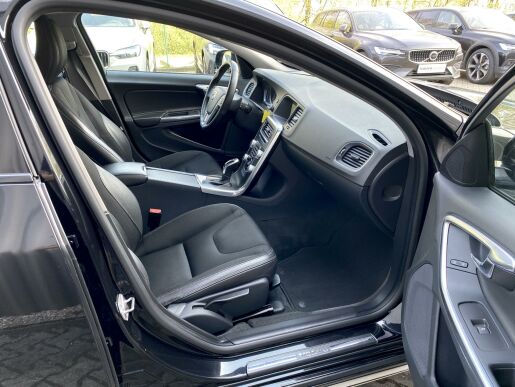 Volvo V60 CrossCountry D4 AWD