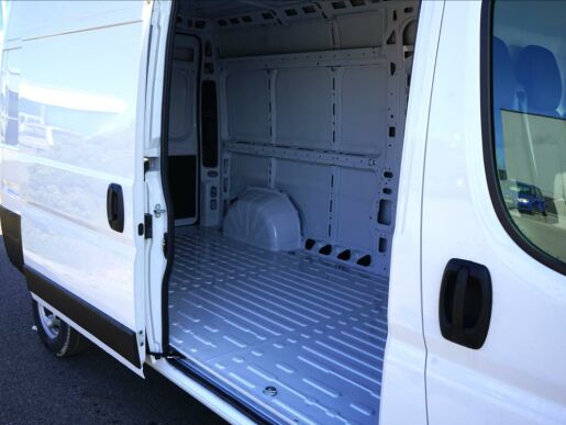 Citroën Jumper 2,2 BlueHDi140k MAN6 FG35 L3H2