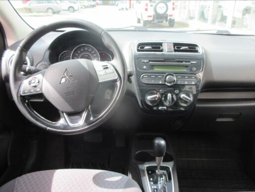 Mitsubishi Space 1,2 INVITE  MIVEC CVT