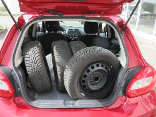 Mitsubishi Space 1,2 INVITE  MIVEC CVT