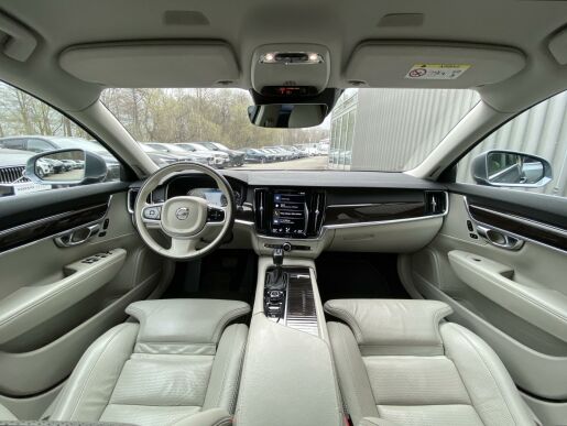 Volvo V90 D5 AWD // INSCRIPTION //