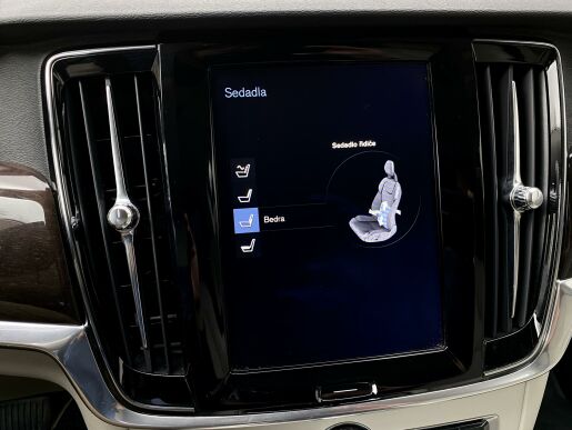 Volvo V90 D5 AWD // INSCRIPTION //