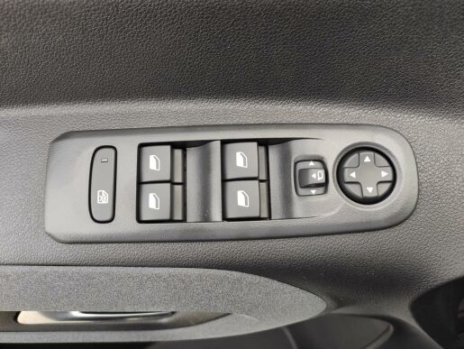 Peugeot Rifter LONG ALLURE 1.5HDI MAN6 N1 136