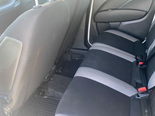 Fiat Dobló cargo Combi L2H1 1,6 MJET 105k