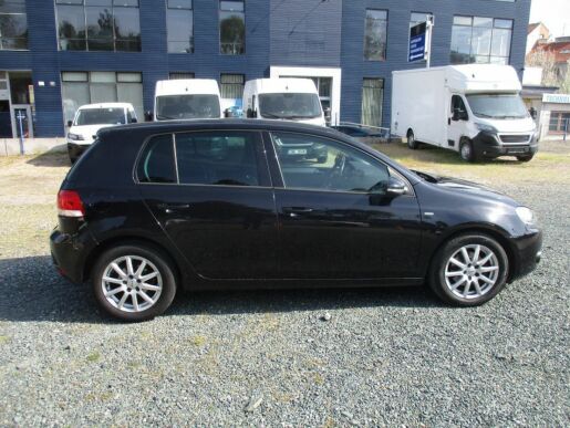 Volkswagen Golf 1.6 TDi