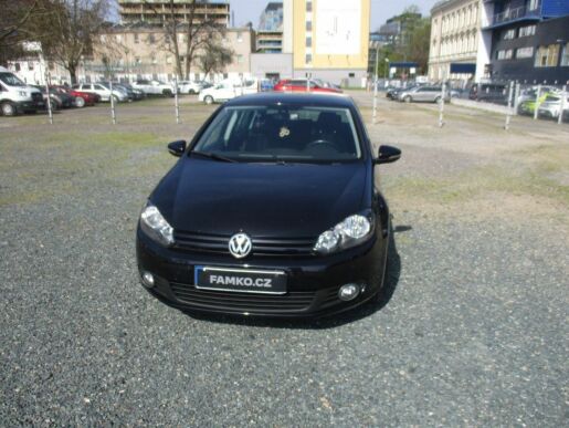 Volkswagen Golf 1.6 TDi
