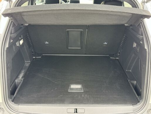 Peugeot 3008 GT 2.0 BlueHDi 180k EAT6
