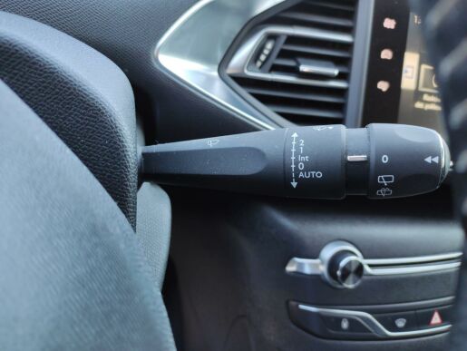 Peugeot 308 SW ALLURE 1.6 HDI 92k MAN5