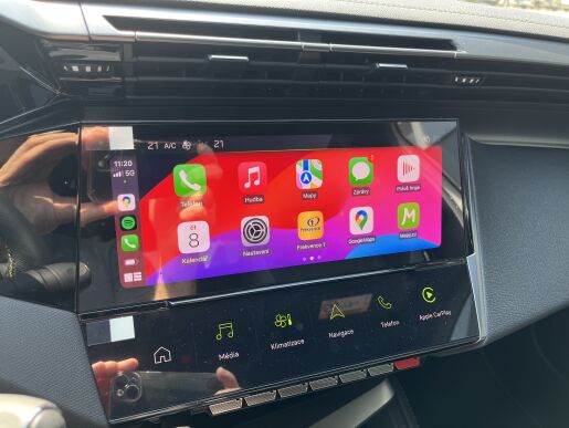 Peugeot 408 GT Hybrid 145 e-DCS6    