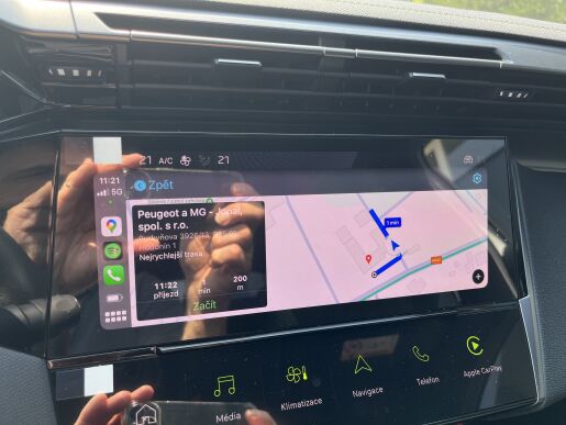 Peugeot 408 GT Hybrid 145 e-DCS6    