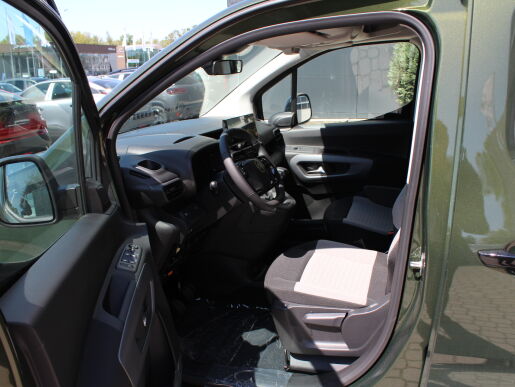 Citroën Berlingo osobní XL MAX 1.5 BlueHDi 130 S&S MAN6