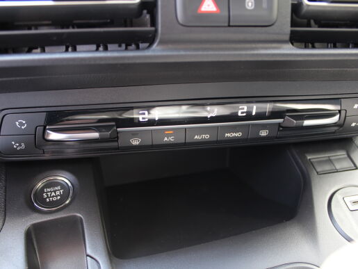 Citroën Berlingo osobní XL MAX 1.5 BlueHDi 130 S&S MAN6