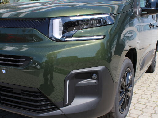Citroën Berlingo osobní XL MAX 1.5 BlueHDi 130 S&S MAN6