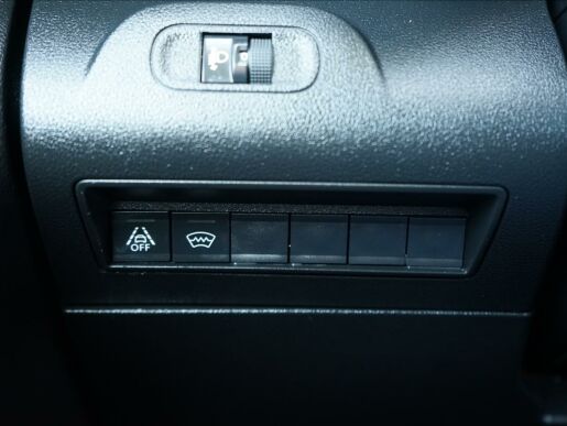 Citroën Berlingo osobní 1,2 EAT8 7 míst  Feel XL tažné