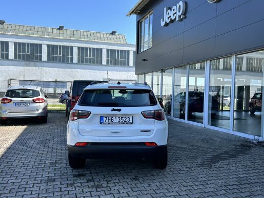 Jeep Compass 1.3T 130K Night Eagle