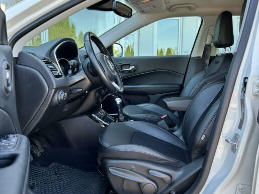Jeep Compass 1.3T 130K Night Eagle