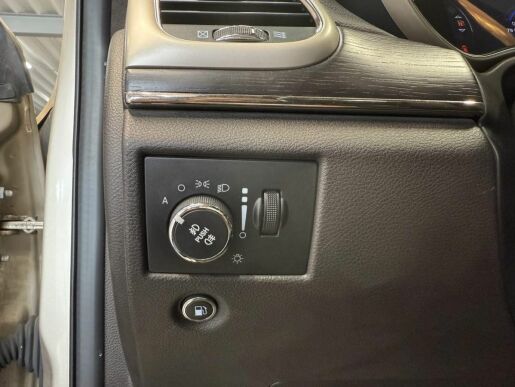 Jeep Grand Cherokee SUMMIT 3,0L V6 CRD