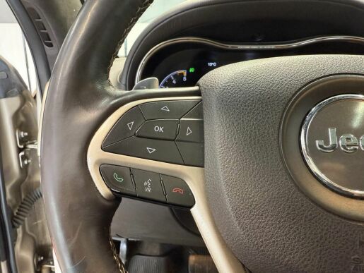 Jeep Grand Cherokee SUMMIT 3,0L V6 CRD