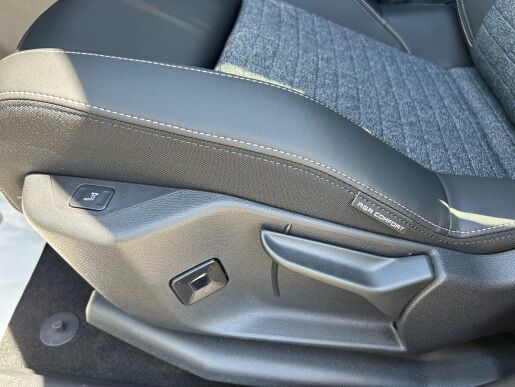 Peugeot 3008 ALLURE Hybrid 145k e-DCS6