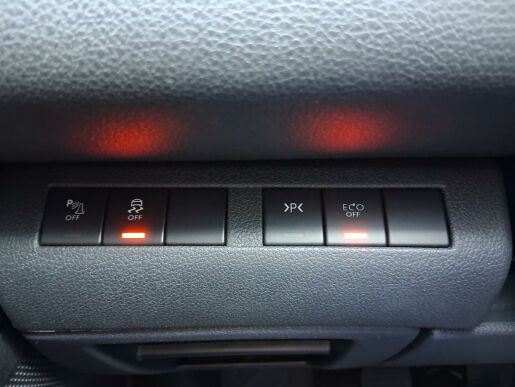Peugeot 5008 ACTIVE 1.6 HDi 88 kW