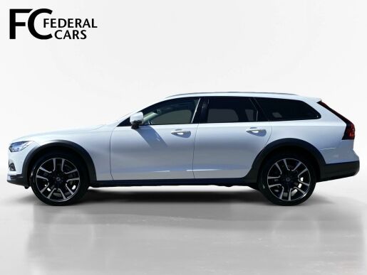 Volvo V90 CC B5 (nafta) AWD // ULTIMATE