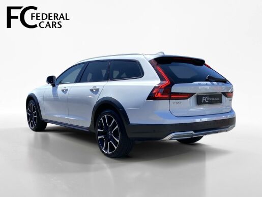 Volvo V90 CC B5 (nafta) AWD // ULTIMATE