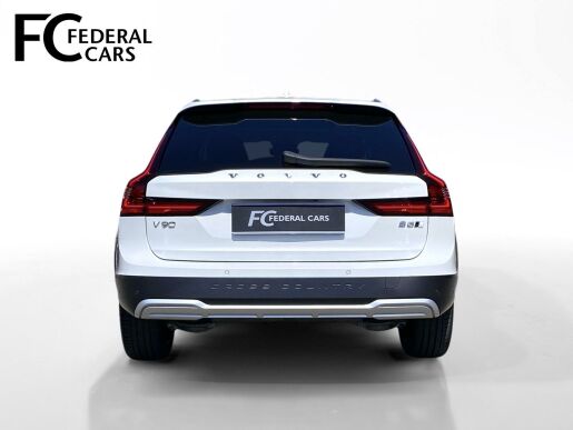 Volvo V90 CC B5 (nafta) AWD // ULTIMATE