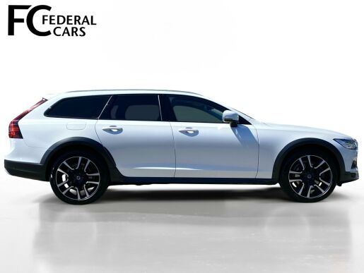 Volvo V90 CC B5 (nafta) AWD // ULTIMATE