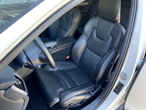 Volvo V90 CC B5 (nafta) AWD // ULTIMATE