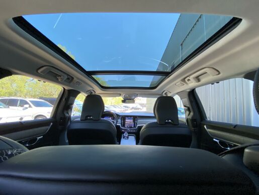 Volvo V90 CC B5 (nafta) AWD // ULTIMATE
