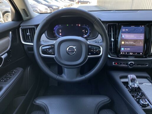 Volvo V90 CC B5 (nafta) AWD // ULTIMATE