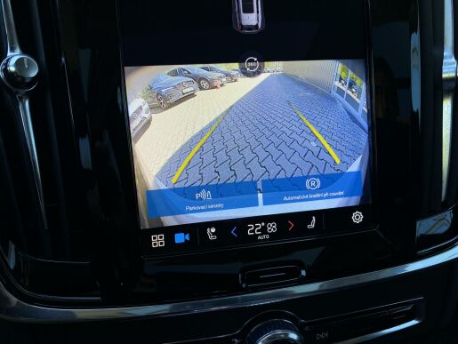 Volvo V90 CC B5 (nafta) AWD // ULTIMATE