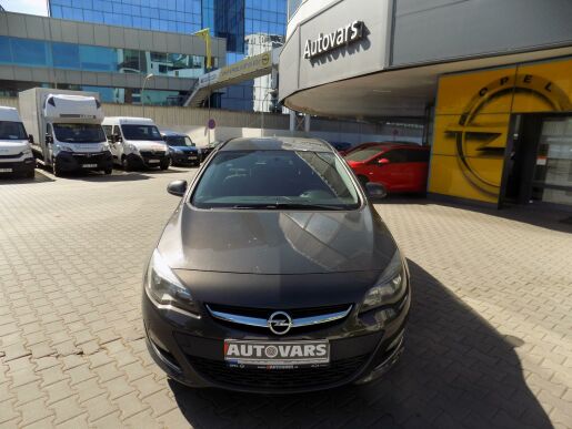 Opel Astra 2.0 CDTi NOVÁ STK