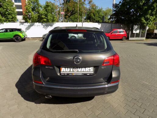 Opel Astra 2.0 CDTi NOVÁ STK