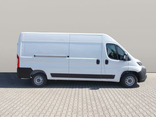 Opel Movano Van 3500 L3H2 2.2 CDTi 180k 6-
