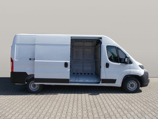 Opel Movano Van 3500 L3H2 2.2 CDTi 180k 6-