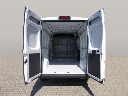Opel Movano Van 3500 L3H2 2.2 CDTi 180k 6-
