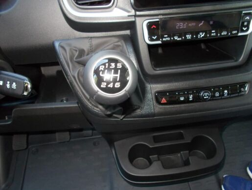 Opel Movano Van 3500 L3H2 2.2 CDTi 180k 6-