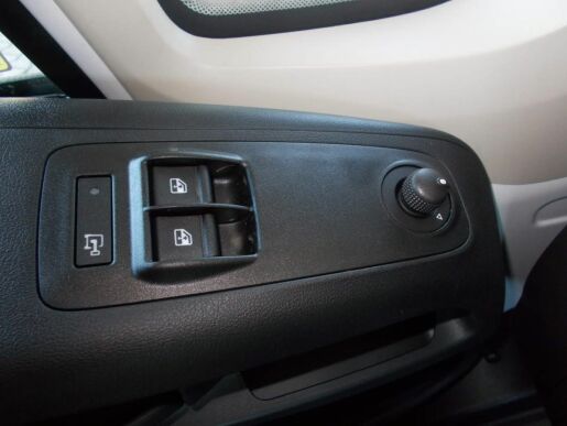 Opel Movano Van 3500 L3H2 2.2 CDTi 180k 6-