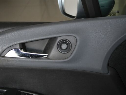 Opel Meriva 1,7 CDTi 81kW Pano NAVI ČR
