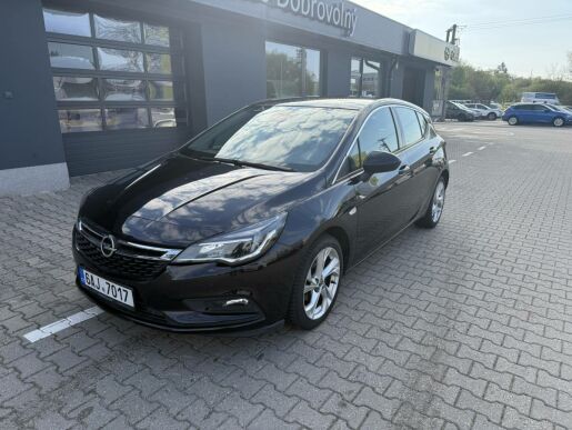 Opel Astra K 5-dv Innovation B 1.4 XFT (1