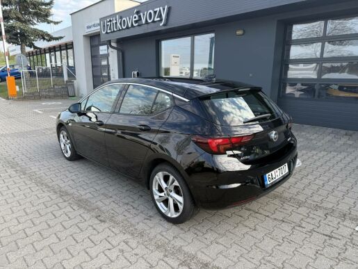 Opel Astra K 5-dv Innovation B 1.4 XFT (1