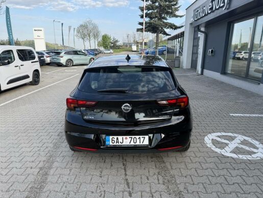 Opel Astra K 5-dv Innovation B 1.4 XFT (1