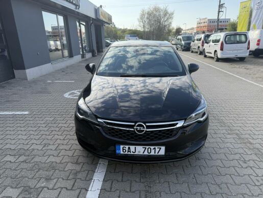 Opel Astra K 5-dv Innovation B 1.4 XFT (1