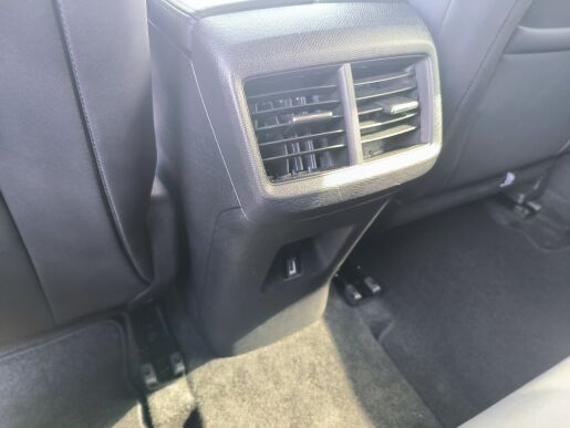 Citroën SUV C5 Aircross MAX 1.5 Hdi 130k EAT8 Alcantara - šedá Platinium
