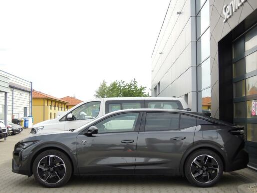 Peugeot 408 e-GT HYBRID 225k AT8