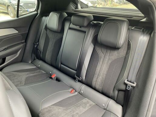 Peugeot 408 e-GT HYBRID 225k AT8